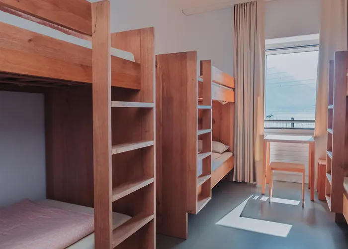 Montreux Youth Hostel